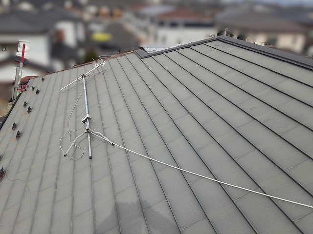 屋根のアンテナ飛散